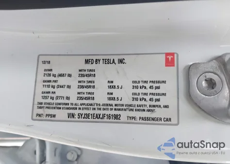 2018 Tesla Model 3 Long Range/Mid Range from USA, damaged, VIN 5YJ3E1EAXJF161982